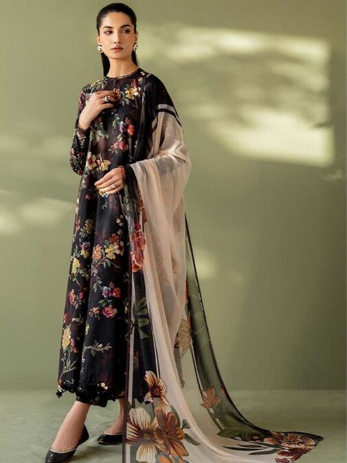 Baroque Embroidered Lawn Fabrics